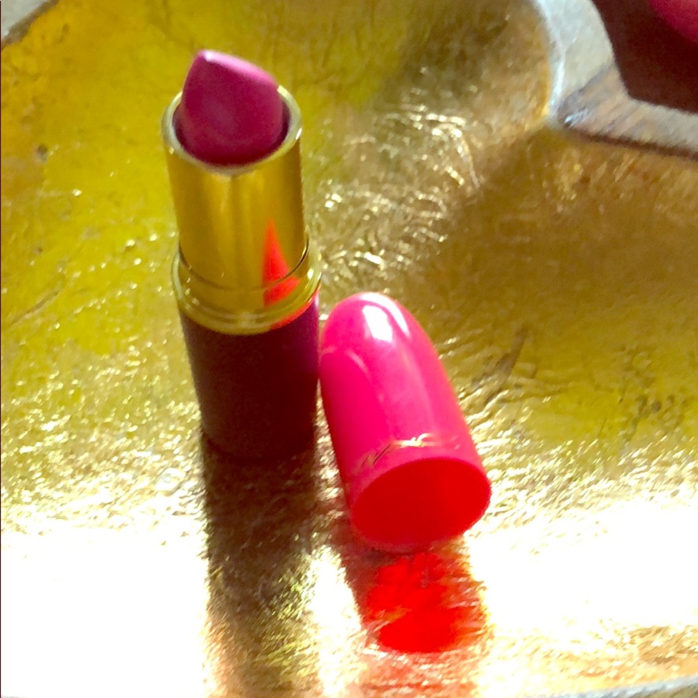 Mac lipstick